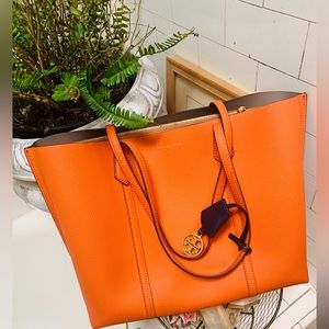 Tory Burch Perry canyon mango tote bag